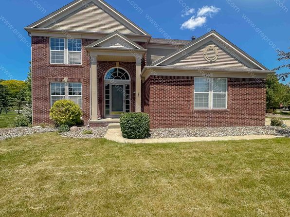 4331 Redding Cir, Grand Blanc, MI