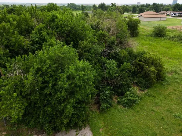 900 NW 103rd St, Oklahoma City, OK 73114