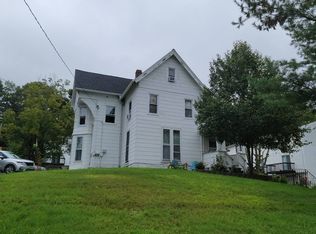 85 Aetna St APT 11, Naugatuck, CT 06770