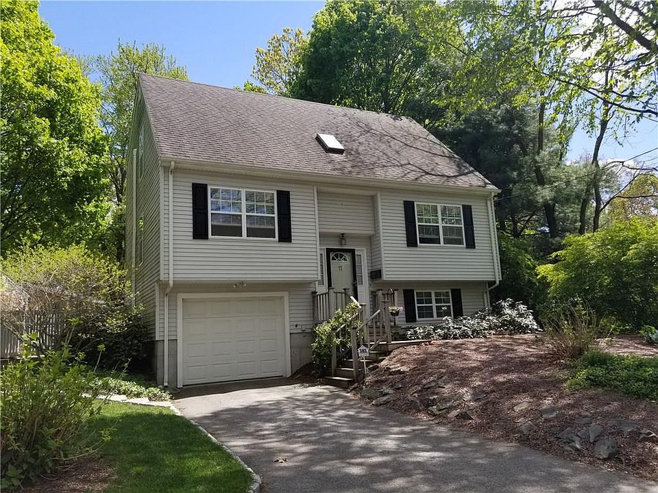 11 Lincoln Ave, Lincoln, RI 02865 Zillow