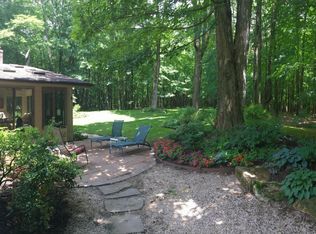 6 Ridge Rd, Egremont, MA 01230