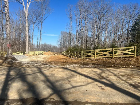 10898 Back Piney Rd, Bon Aqua, TN 37025