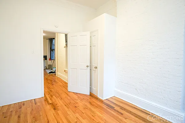 Rented by City Connections Realty | media 12