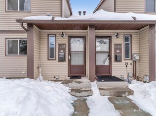 Pioneer Est, Edmonton, AB T5A 4A5