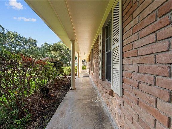 2nd image of 1712 Tara Cir