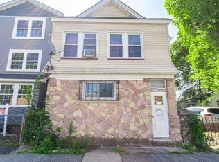430 Valley St, Orange, NJ 07050