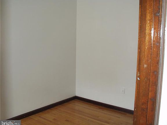 3rd image of 1814 Callowhill St #2