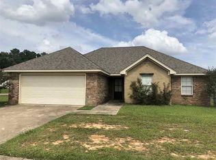 120 Silver Ridge Ln, Pearl, MS 39208