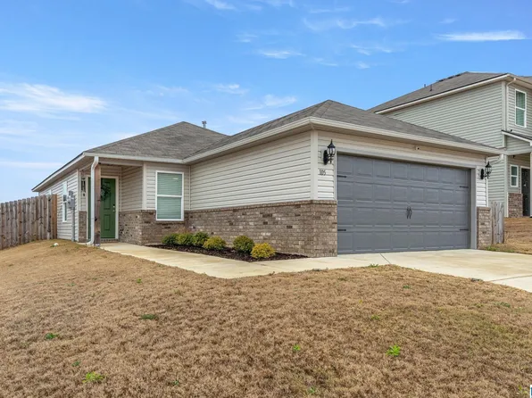 105 Elm St, Pell City, AL 35125