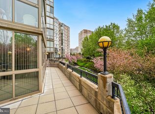 19355 Cypress Ridge Ter UNIT 123, Lansdowne, VA