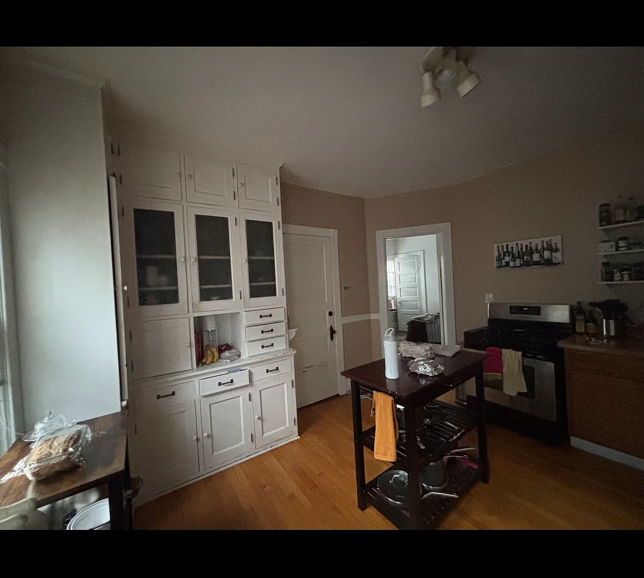 3 bed, 5143 sqft, $1,700 — Photo 4