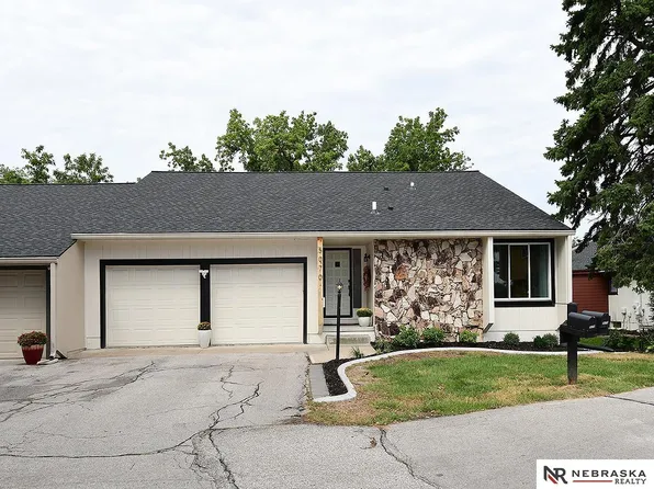 5070 S 150th Plz, Omaha, NE 68137