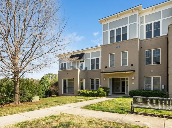 501 Finsbury St APT 100, Durham, NC 27703