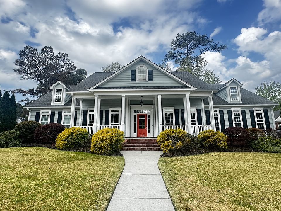 1st image of 201 Oak Hammock Ct