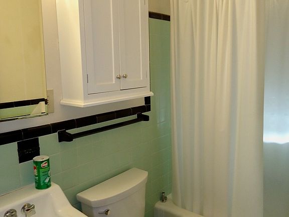 3rd image of 331 Newtonville Ave