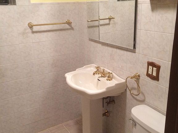 5th image of 3416 N Damen Ave APT 1