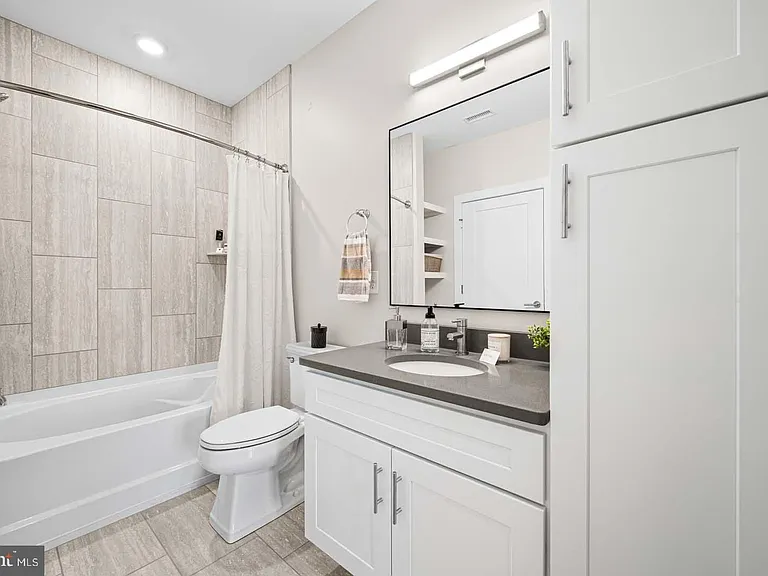 703 Rice Blvd #103 — Photo 8
