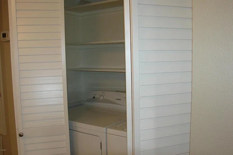 2 bed, 2.5 bath, 1200 sqft, $1,725 — Photo 4