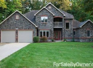 9896 Beech Tree Ln, Frankenmuth, MI 48734