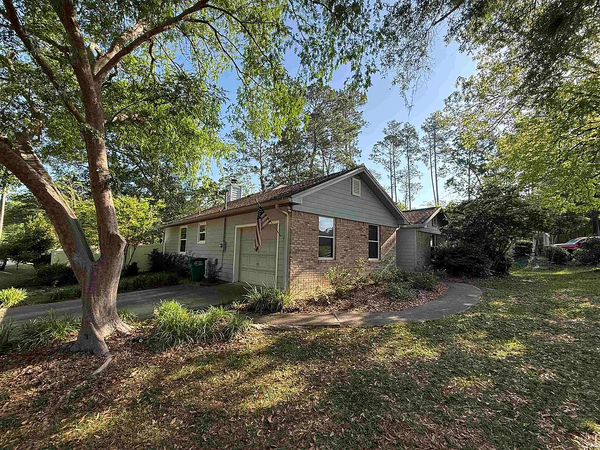 Building Photo - 4305 Snoopy Ln