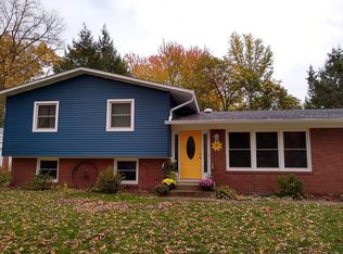 1508 Greenbrier Dr, Elkhart, IN 46514