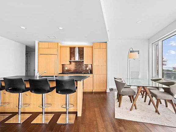 4th image of 70 Little West St APT 14C