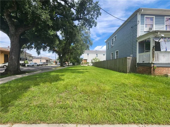 2139 S Liberty St, New Orleans, LA 70113