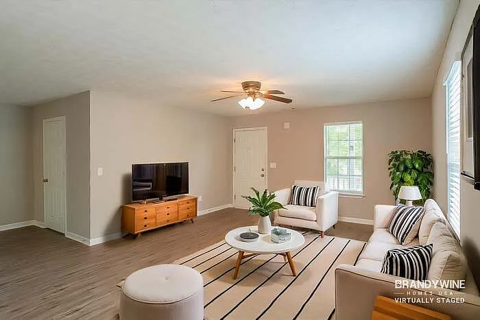 7126 Crystal Creek Pl — Photo 4