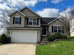 562 Lakeview Ave, Akron, OH 44314