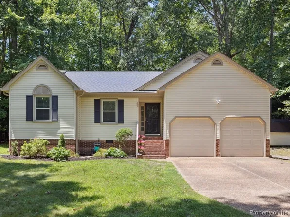 116 Wellington Cir, Williamsburg, VA 23185