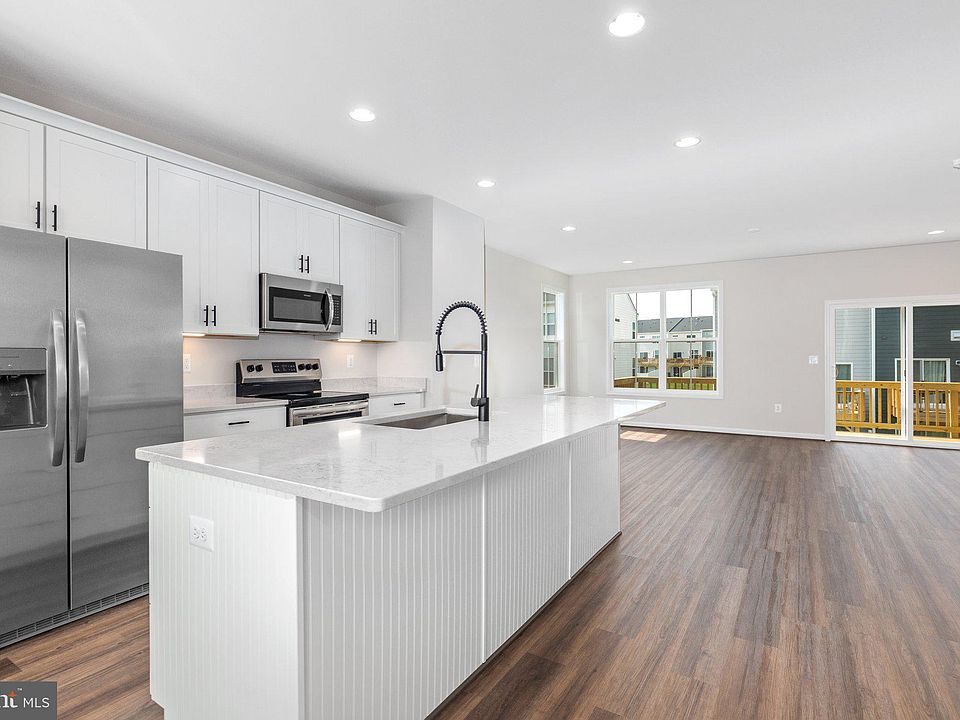 1st image of 4110 Bolton Ct