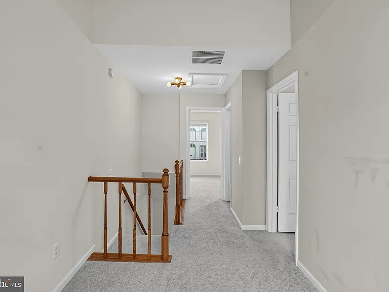 14711 Green Park Way — Photo 5