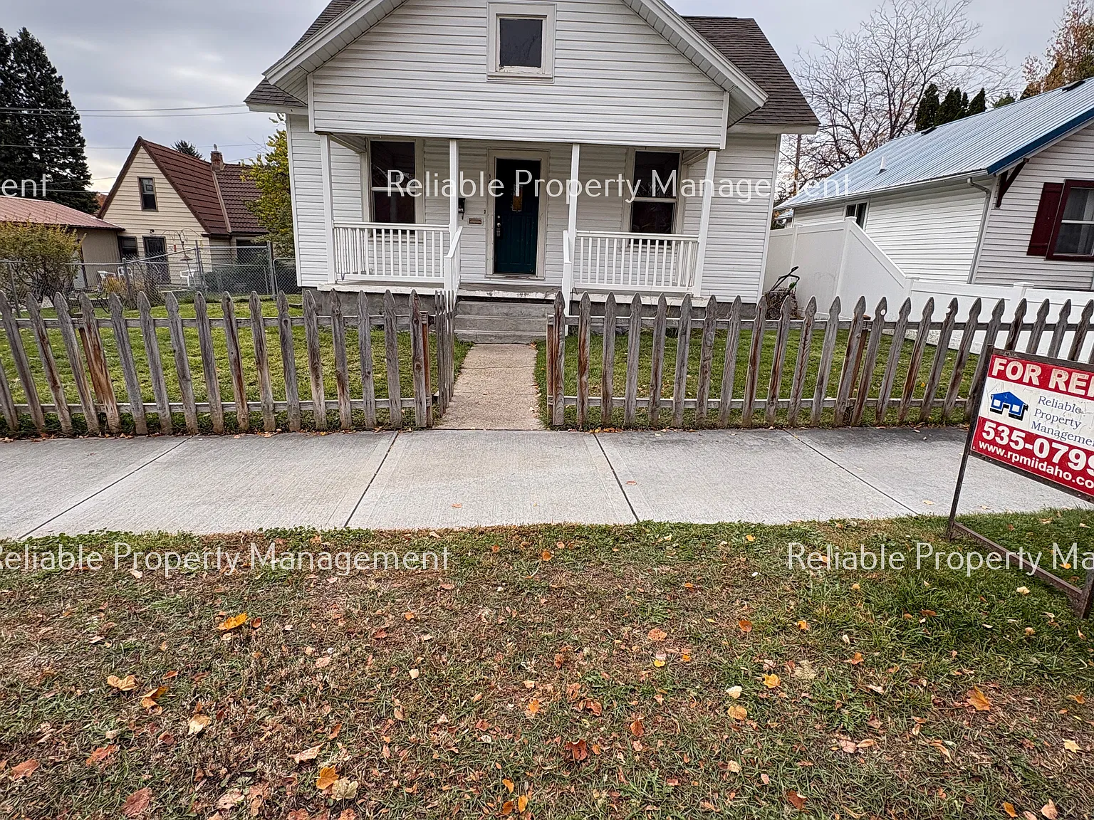 2 bed, $975 — Photo 1