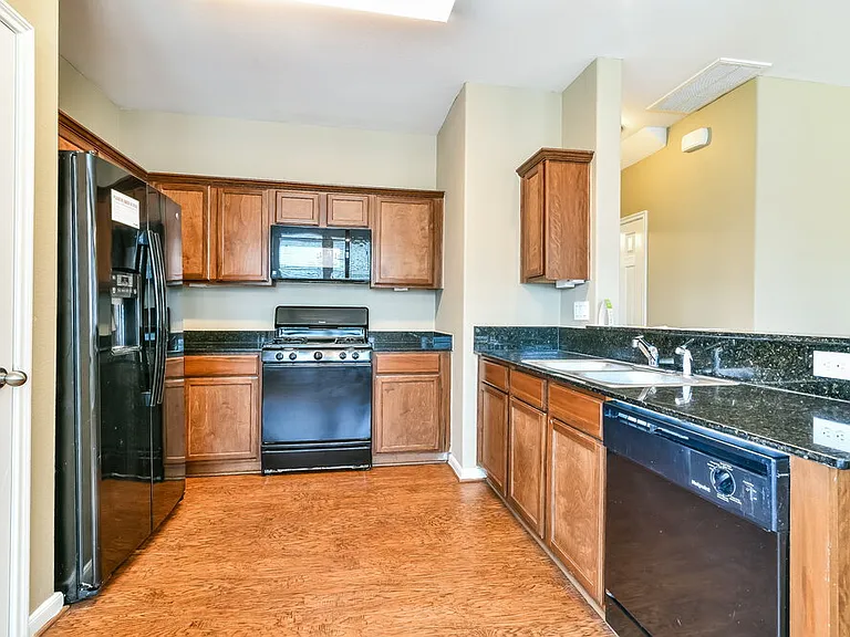2703 Sleepy Knoll Dr — Photo 5