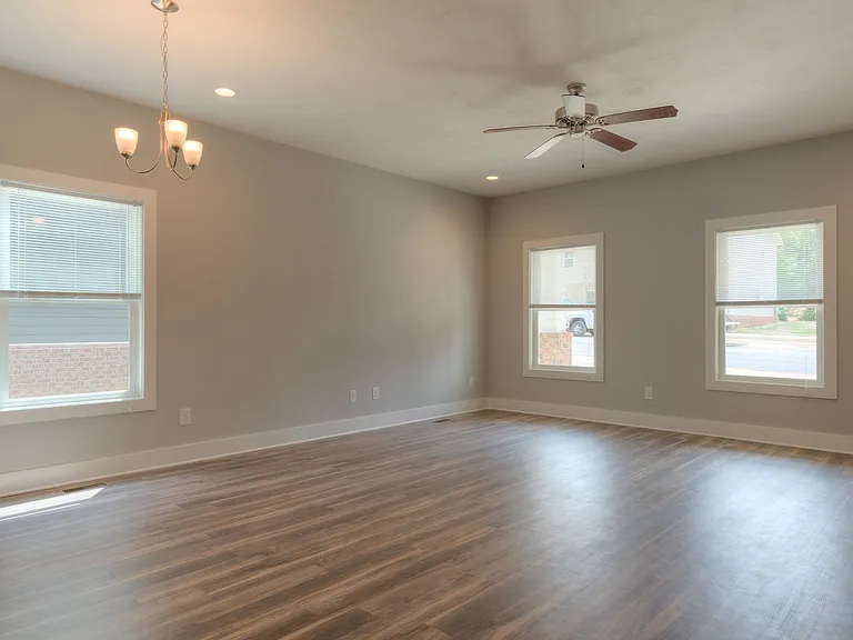214 Uptown Trl — Photo 18