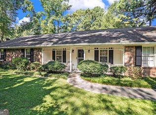 2867 Ravenwood Dr, Snellville, GA 30078