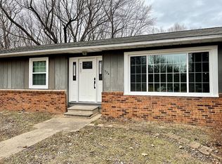 334 W Hickory Hills Dr, Havana, IL 62644