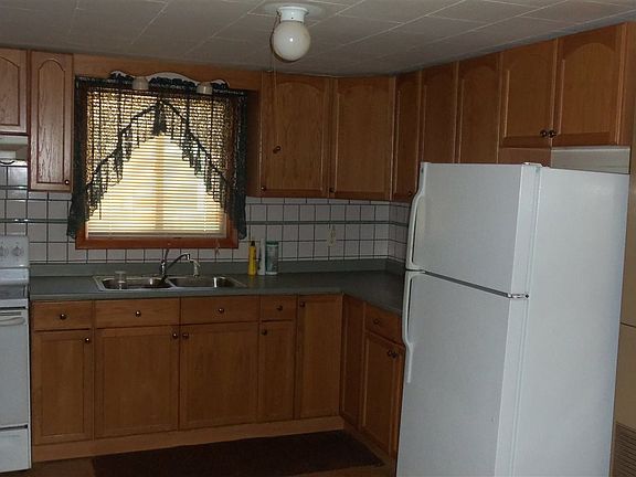 3rd image of 1129 Knollwood Dr