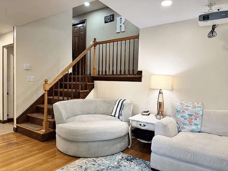 413 N Cary St — Photo 8