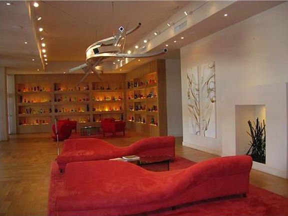 Lobby Reception