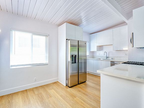 2nd image of 3721 Westwood Blvd APT 21