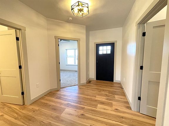 2nd image of 6735 Buck Tail Drive