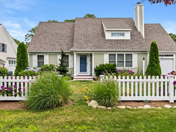 156 Settlers Ln, Barnstable, MA 02630
