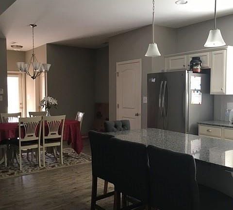 3rd image of 2773 Mosquera Dr