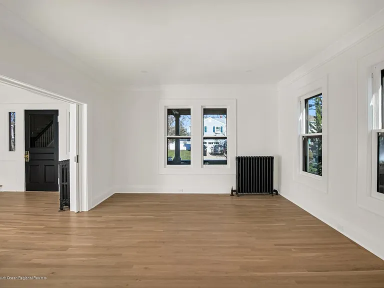 23 Lincoln Ave — Photo 8