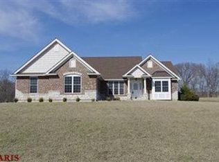 7 Seabiscuit Dr, Troy, MO 63379