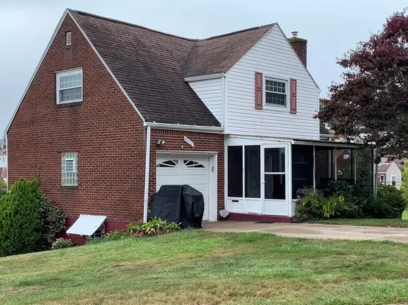 4802 Clover Ln, West Mifflin, PA 15122