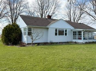 4513 S 700 W, Mentone, IN 46539