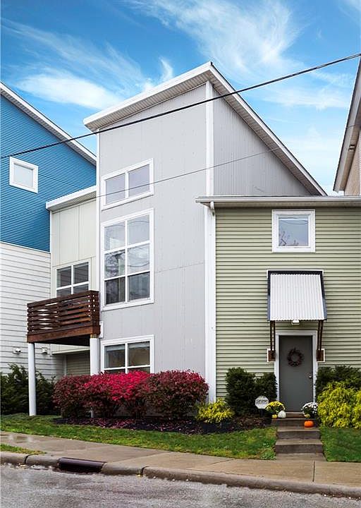 1st image of 720 Starkweather Ave