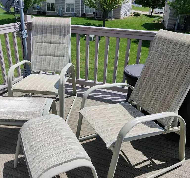 Your Upper Unit has a lovely deck for grilling, sunbathing, or just relaxing with a great book!